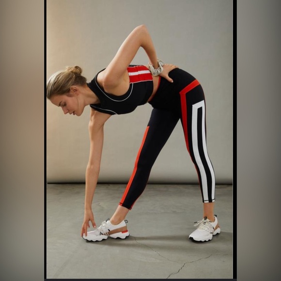 Revolve x Free People Movement New Heights Legging in Black & Red - Picture 1 of 8